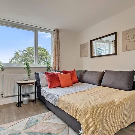 Hidden Gem In Battersea W/ Free Parking Londres Exterior foto