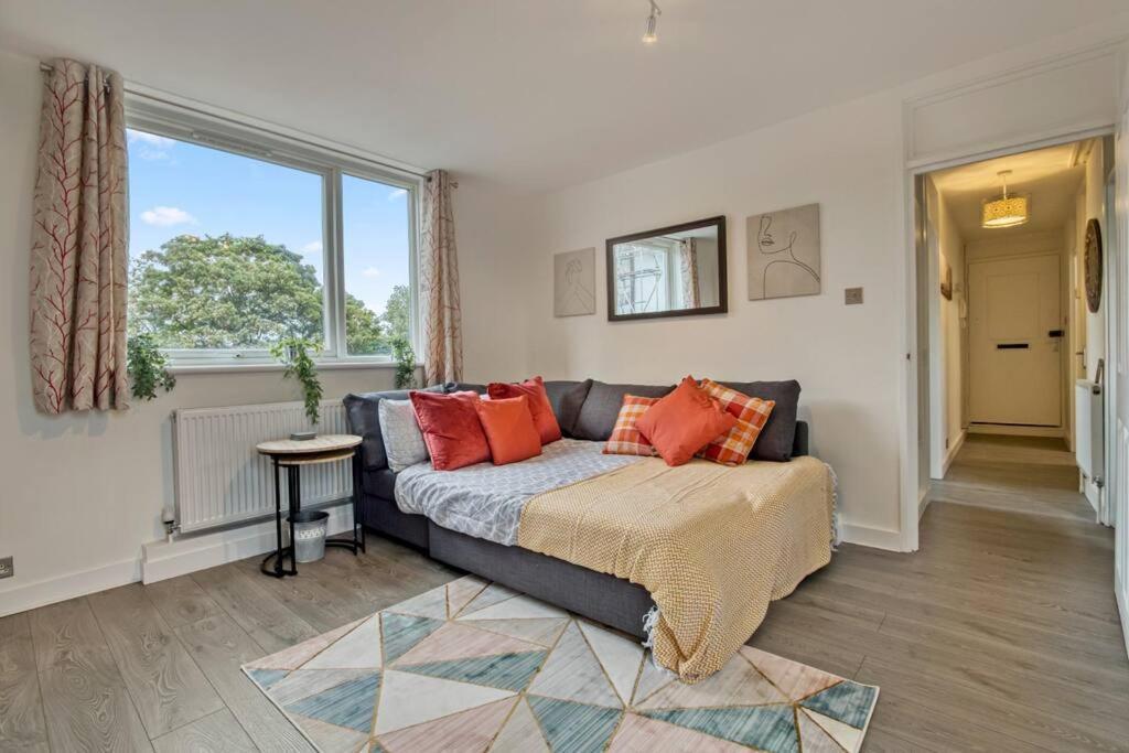 Hidden Gem In Battersea W/ Free Parking Londres Exterior foto