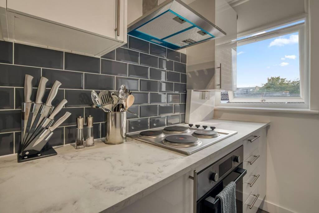 Hidden Gem In Battersea W/ Free Parking Londres Exterior foto
